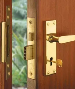 Community Locksmith Store Kansas City, MO 816-826-3082 - emergency-locksmith-opening
