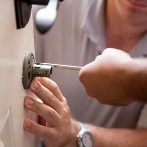 Community Locksmith Store Kansas City, MO 816-826-3082 - locksmiths